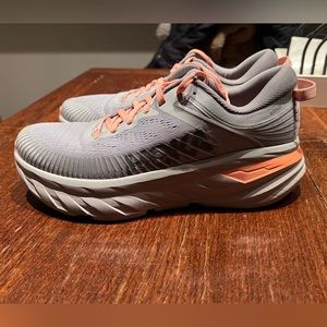 BARELY WORN Hoka Bondi 7